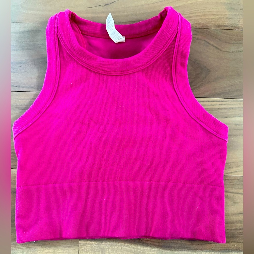Alo Magenta Crush Seamless Delight Bra Tank